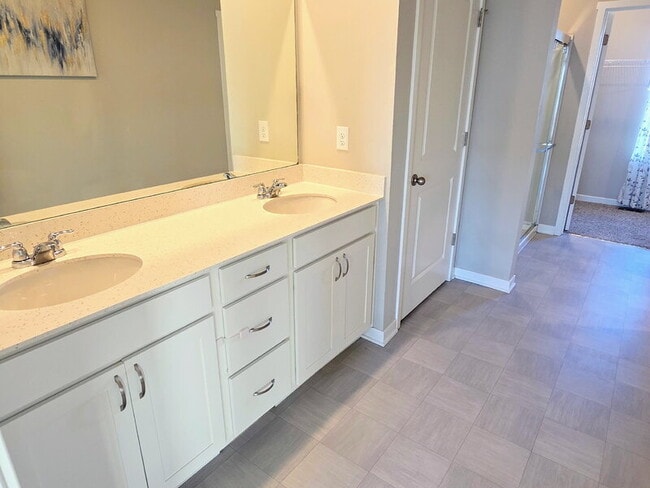 Building Photo - 2511 NW 44th St