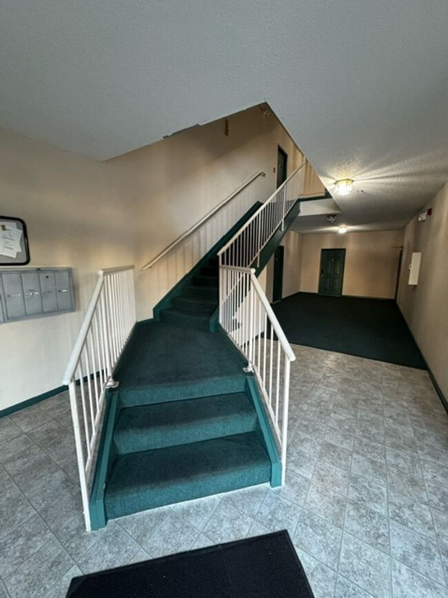 Building Photo - Condo for rent in Windsor Mill!