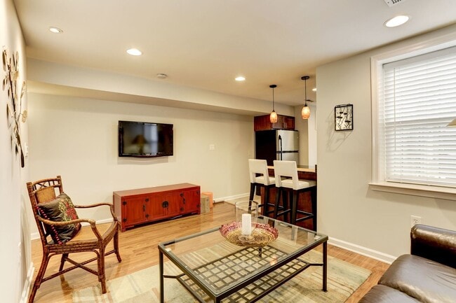 Building Photo - 1871 Newton St NW