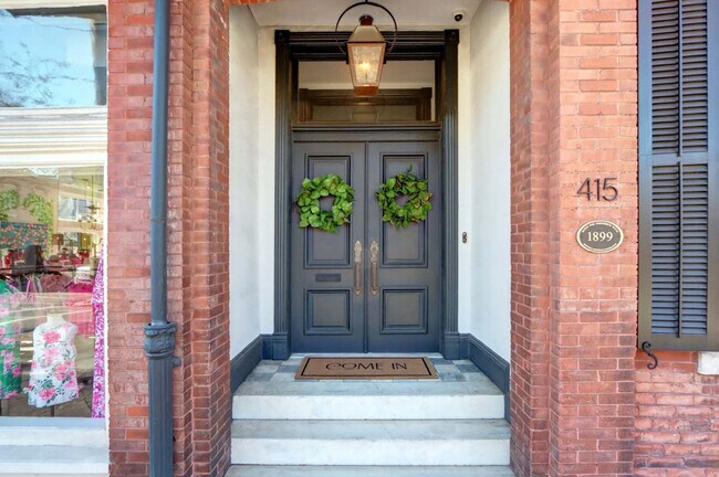 Building Photo - 415 Whitaker St