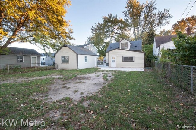 Building Photo - 22101 Ridgeway St