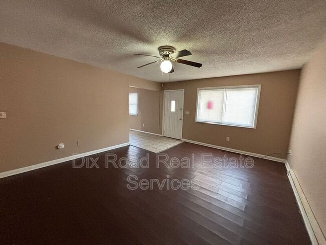 Building Photo - 3004 Finley St