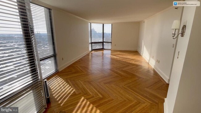 Building Photo - 2020 Walnut St