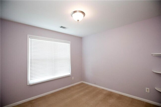 Building Photo - 1005 Landover Crossing