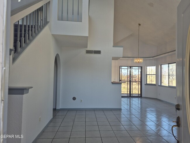 Building Photo - 12143 Noel Espinoza Cir