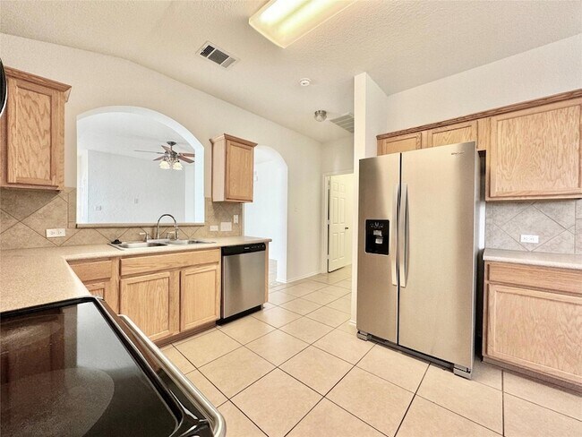 Building Photo - 1015 Aiken Dr