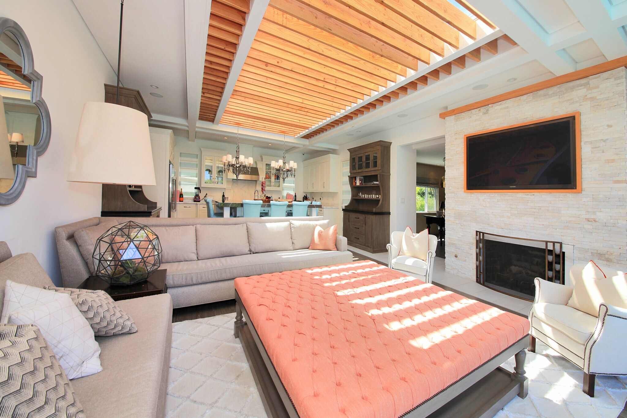 Building Photo - 3054 Elvido Dr