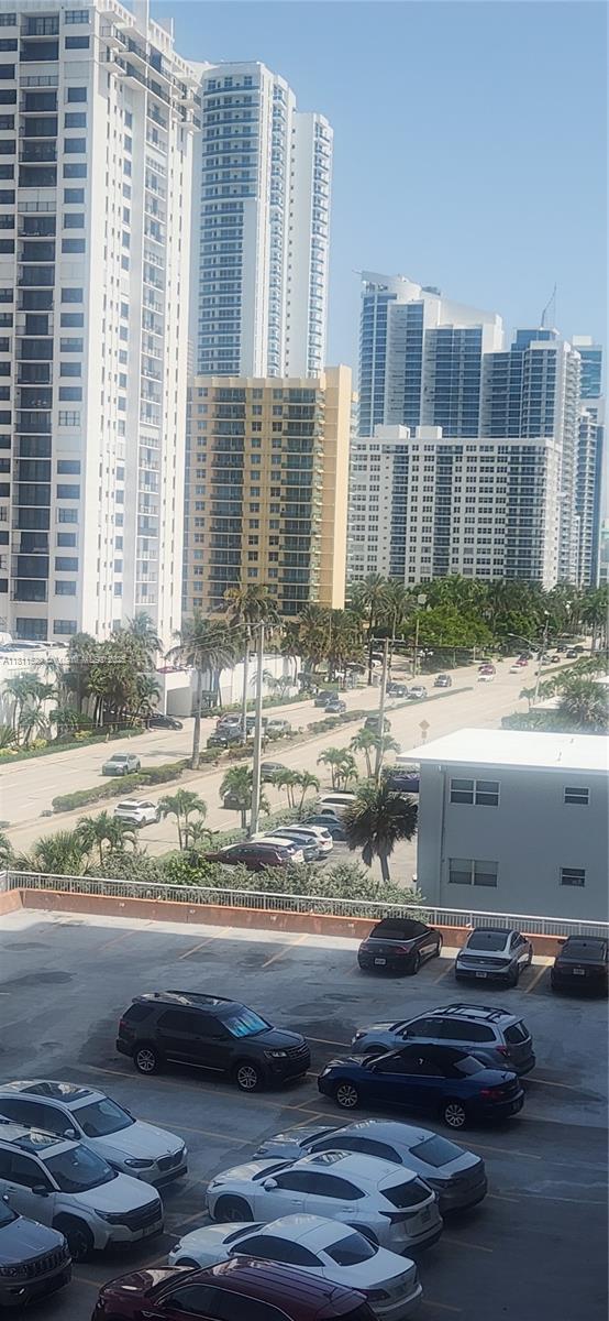 Building Photo - 1600 S Ocean Dr