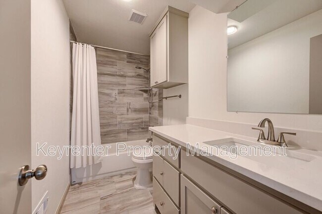 Building Photo - 2321 Cedar Brook Dr