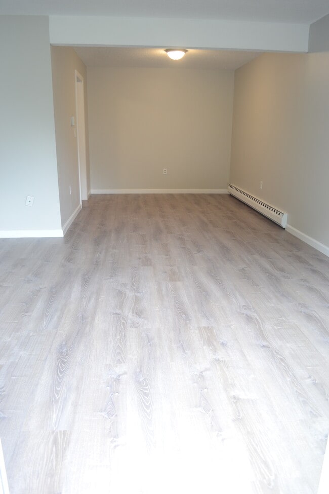 Dining room - 85 Old Town Rd