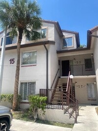 Building Photo - 14150 SW 93rd Ln
