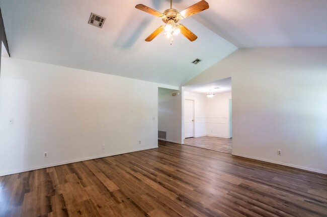 Building Photo - 4 Bed 2 Bath Rental in Bixby