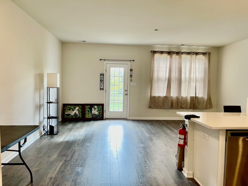 Building Photo - 78 Arlotta St