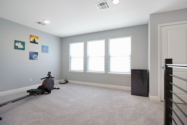 Building Photo - COMING SOON - AUGUST 2025 -Stunning 5-Bedr...
