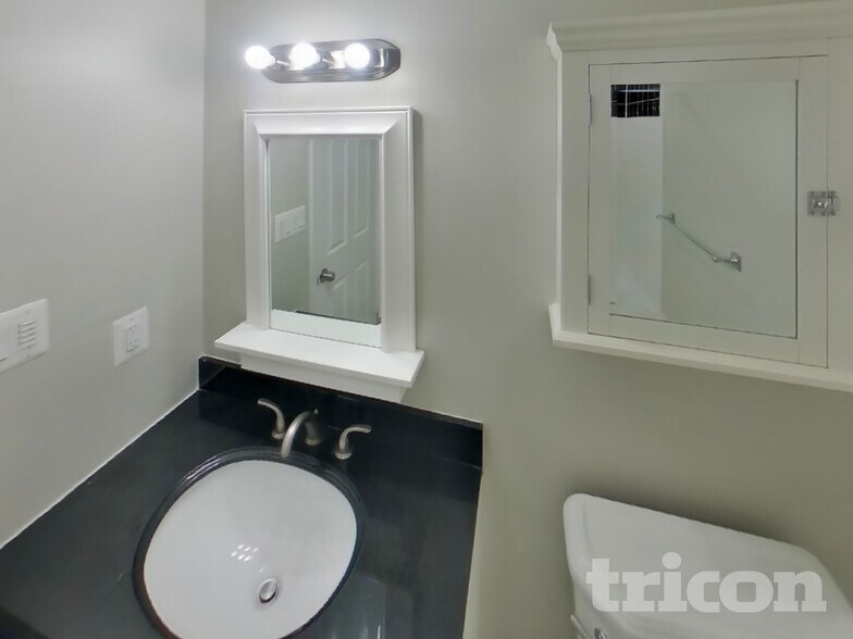 Building Photo - 3 Tullycross Ct