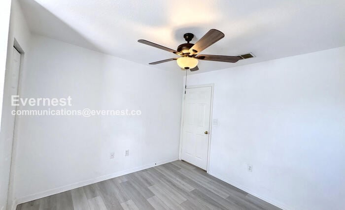 Building Photo - 9114 Lake Chase Island Way