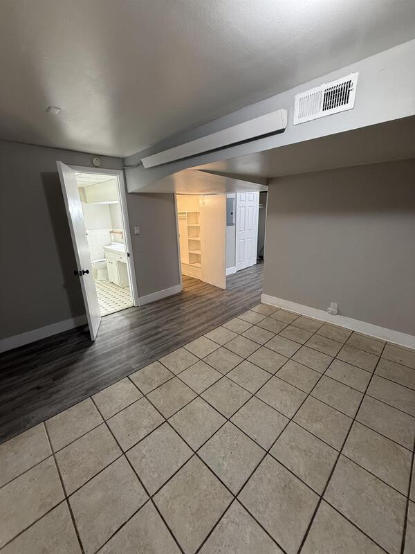 Building Photo - 3512 Dodge St