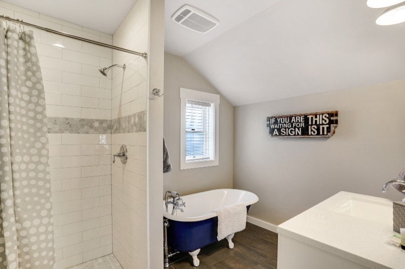 Building Photo - 731 SW Elm St