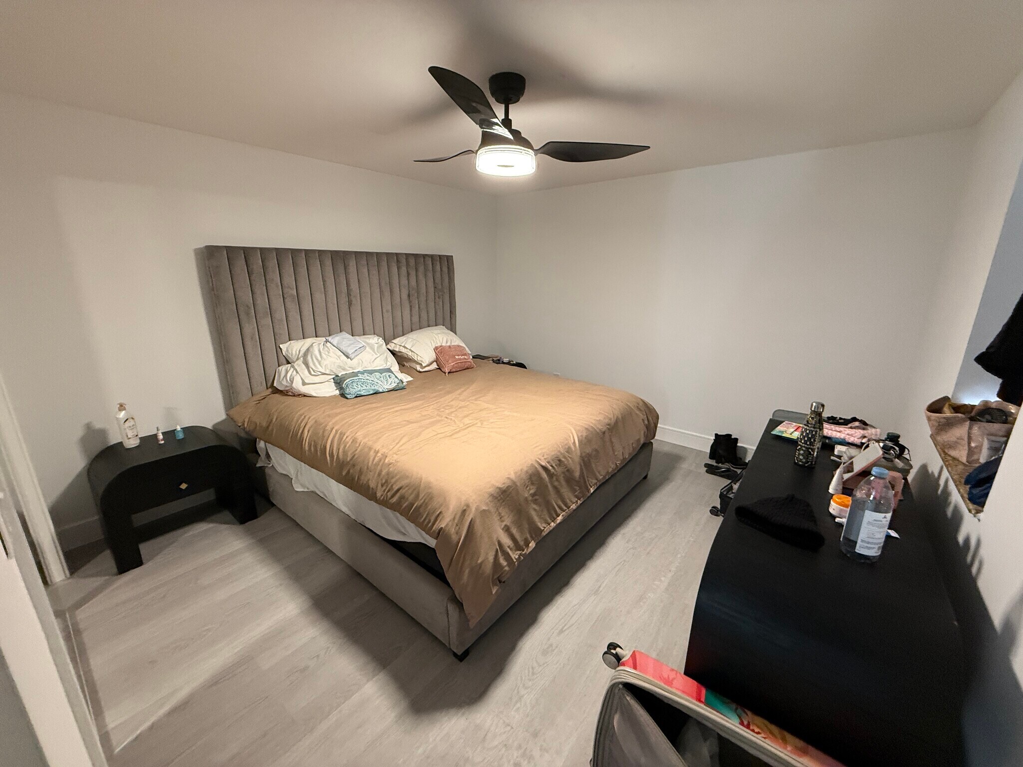 Building Photo - 2357 Linwood Ave