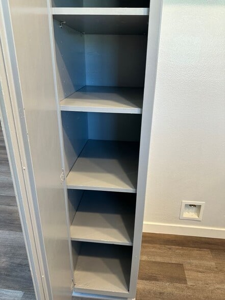 Building Photo - 5238 Hayter Ave