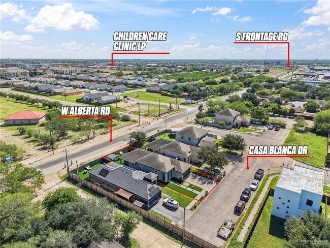 Building Photo - 921 Casa Blanca Dr