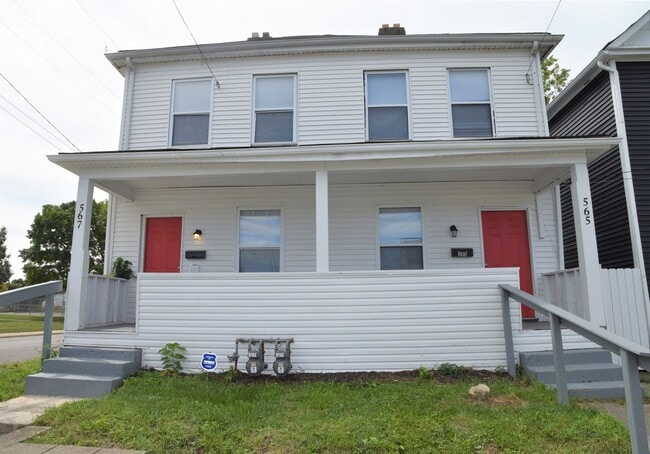 Primary Photo - 565-567 E Deshler Avenue