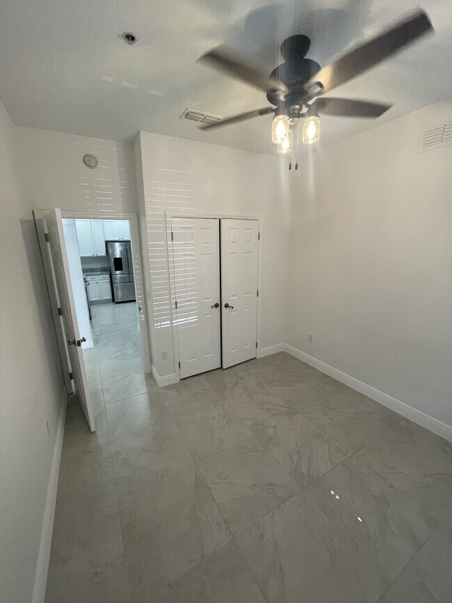 Building Photo - 3331 Whitestone Cir