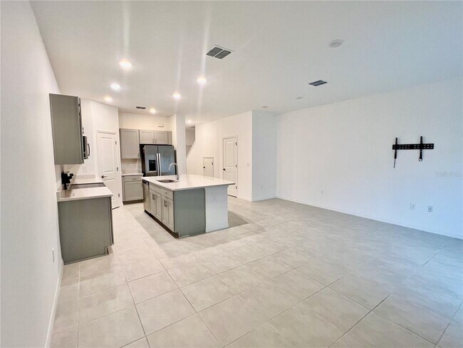 Building Photo - 1287 Axel Graeson Ave