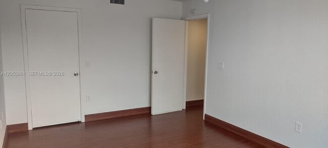 Building Photo - 8215 Lake Dr