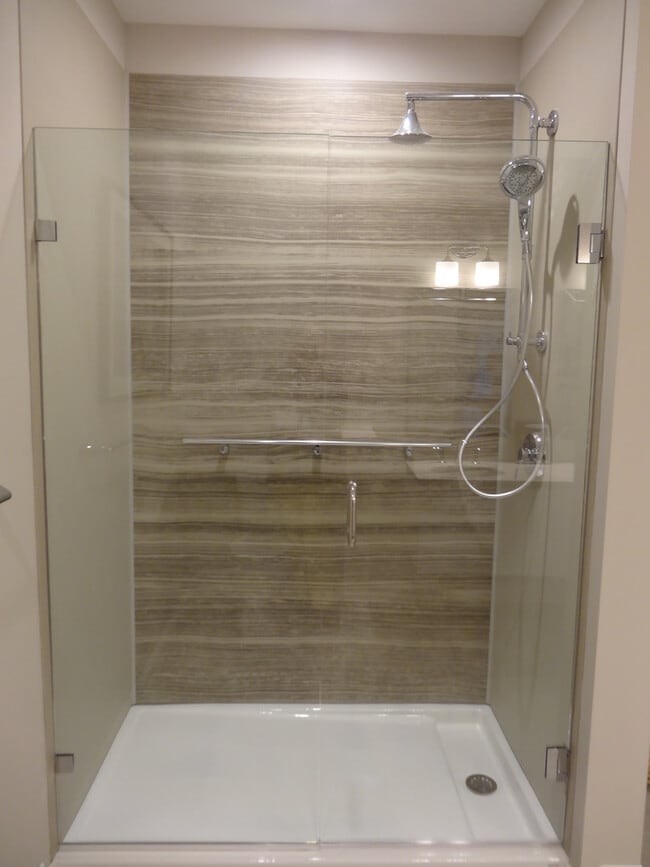 Building Photo - DEERPOINT AT INWOOD CONDOMINIUMS, WOBURN