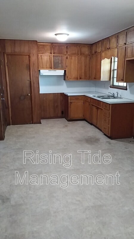 Building Photo - 1601 2nd St NW