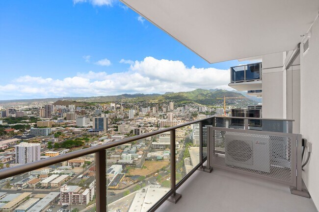 Building Photo - Sky Ala Moana 1bd/1bth/1prk with open views