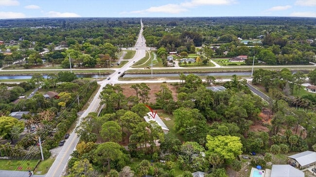 Building Photo - 16932 Okeechobee Blvd