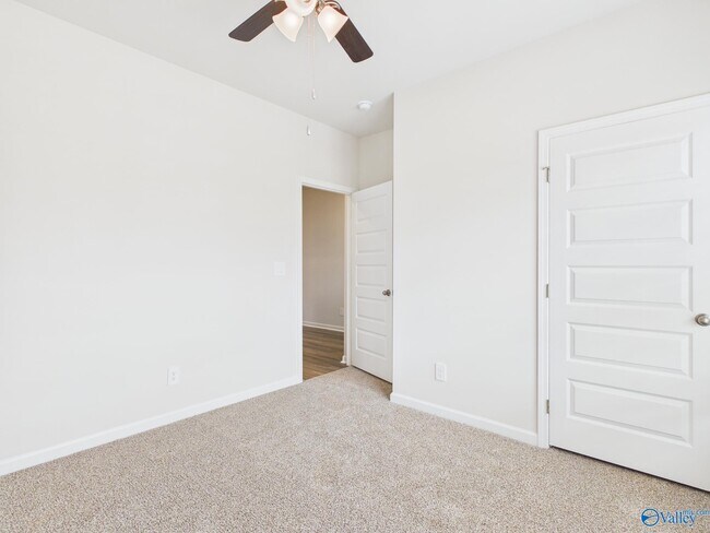 Building Photo - 112 Betty Williams Dr