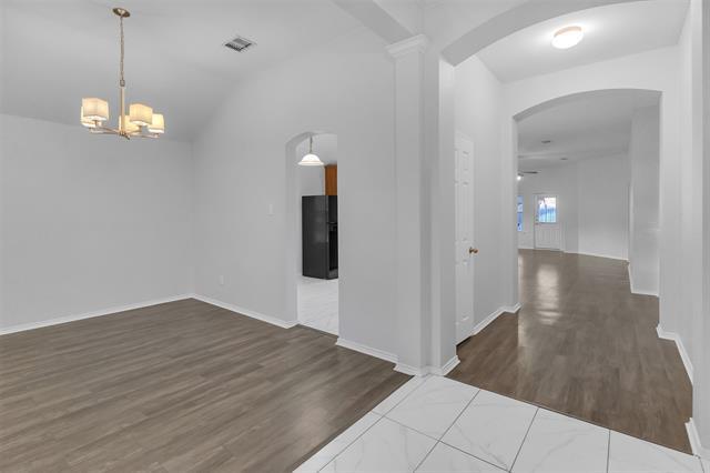 Building Photo - 10428 Bradshaw Dr