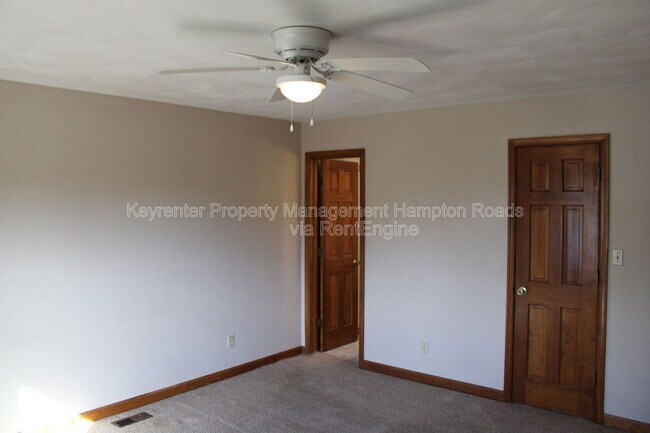 Building Photo - 1210 Plantation Lakes Cir
