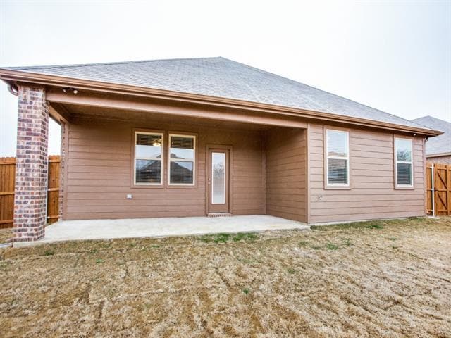 Building Photo - 123 Lakeview Cir