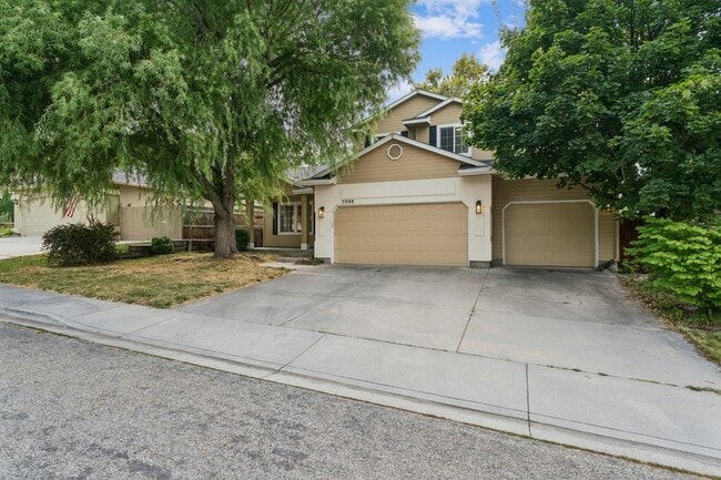 Building Photo - 5998 S Wallflower Pl