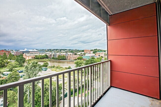 Building Photo - 105 Christina Landing Dr