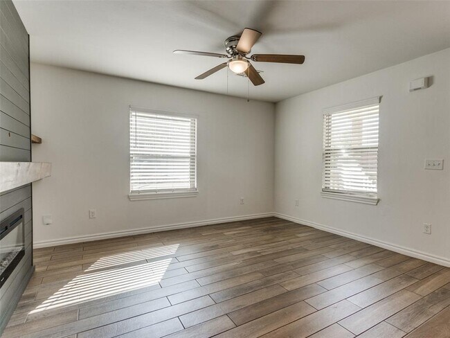 Building Photo - 4101 N Hammond Ave