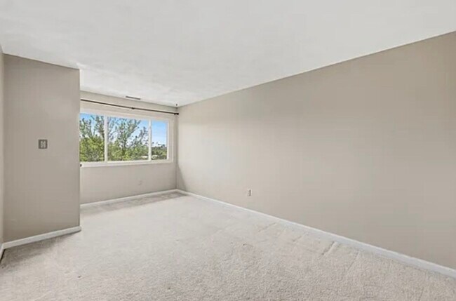 Building Photo - 87 Sterling Ln