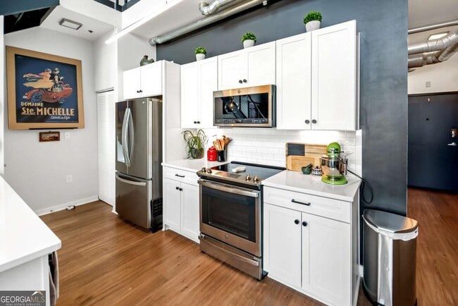 Building Photo - 260 18th St NW