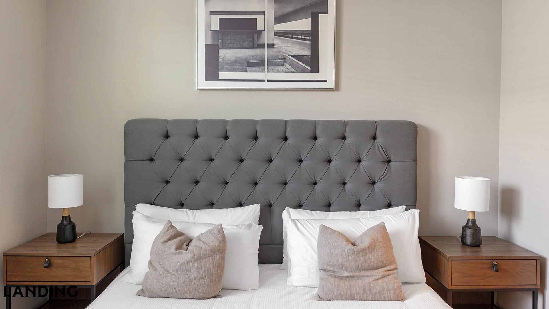 Building Photo - 402 W Lincoln St