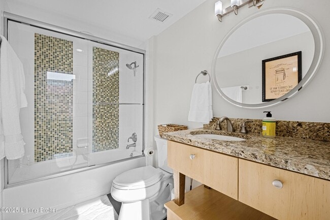 Building Photo - 604 S 3rd St