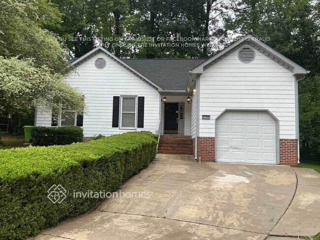 Building Photo - 2704 Kempsford Pl