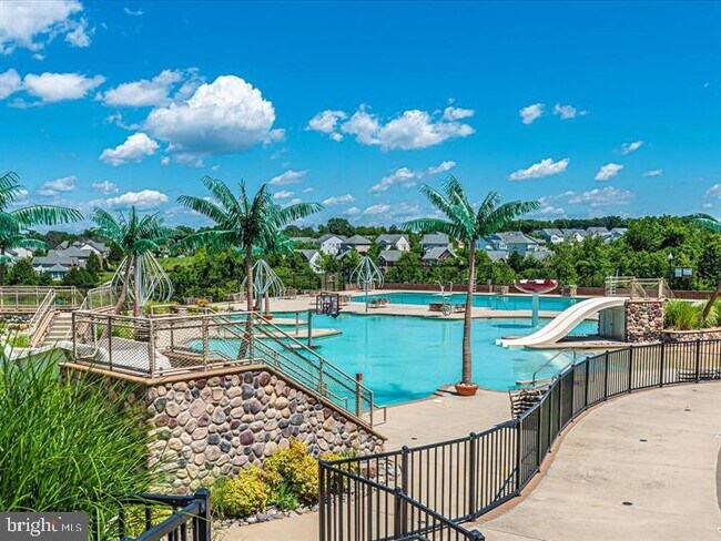 Building Photo - 3655 Islington St