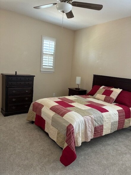 Building Photo - 3047 Bridgehampton Way