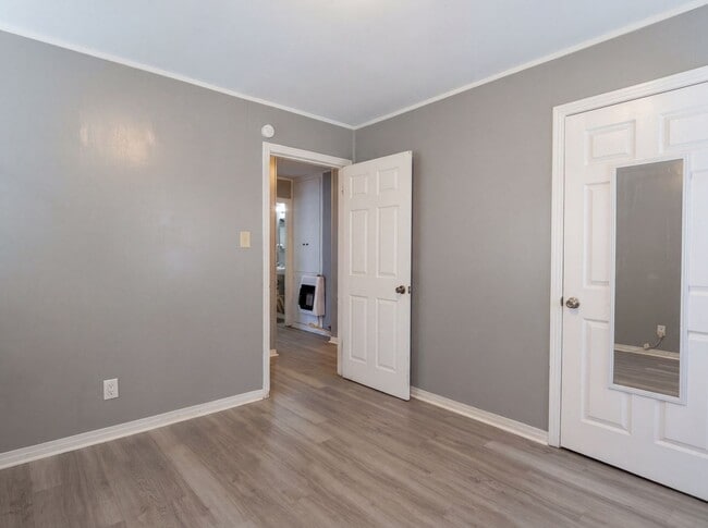 Building Photo - Bossier City - 3 Bed 1 bath -  Apartment