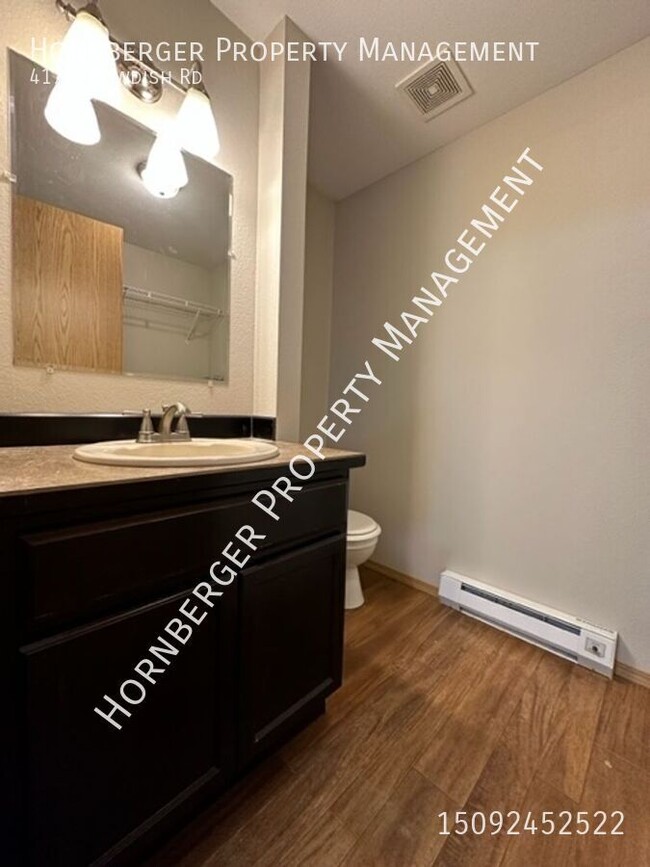 Building Photo - 417 S Bowdish Rd