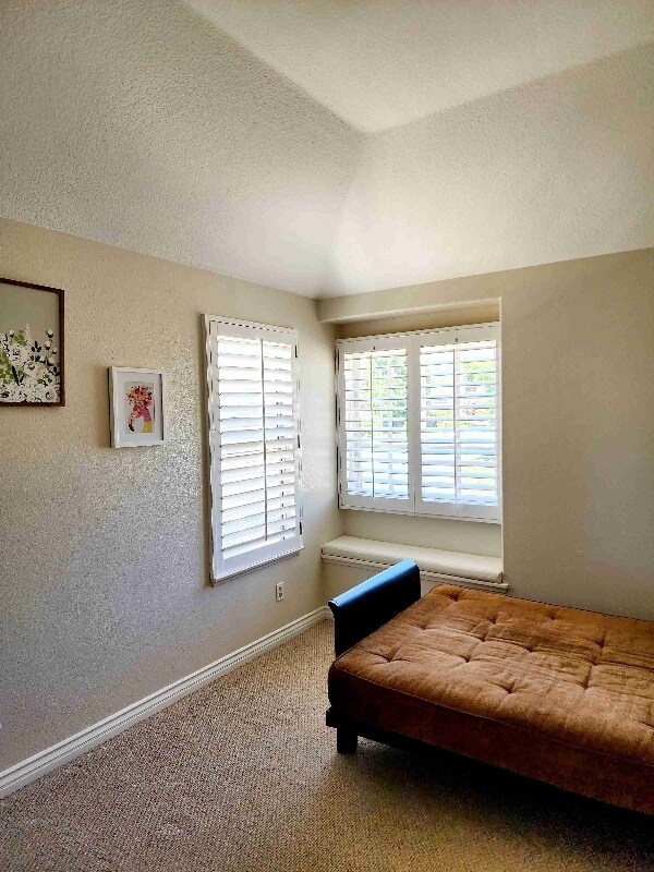 Building Photo - 2579 Roadrunner Dr